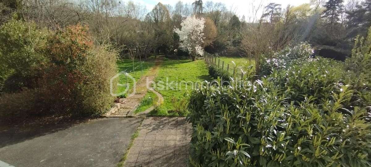 Pavillon sur sous sol 4 chambres - photo 5
