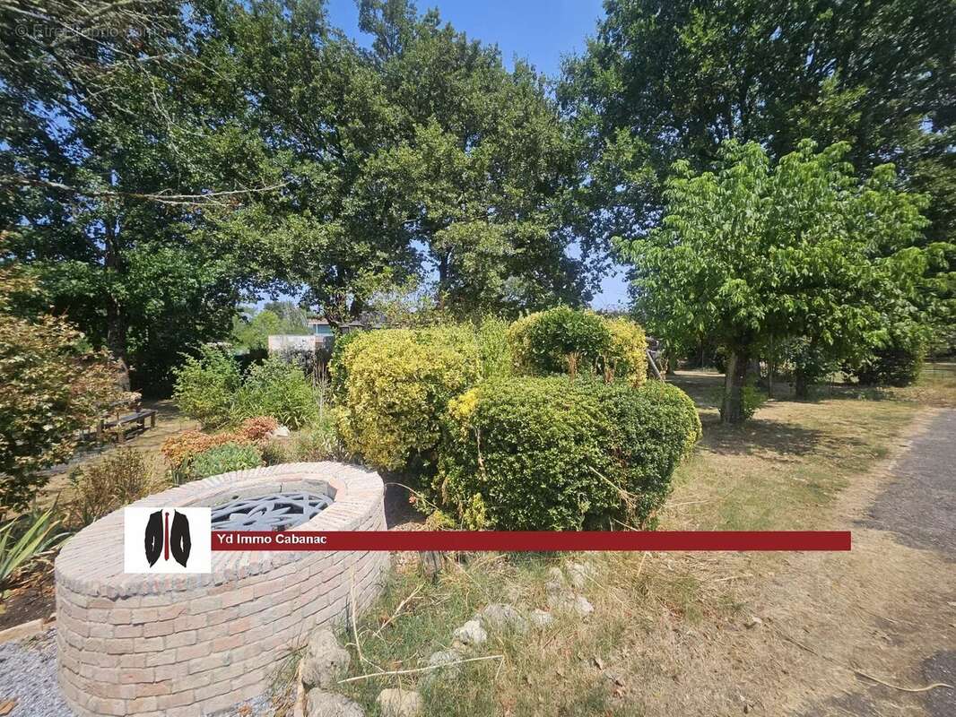 Maison en pierre 4 chambres 1 bureau – 200 m² – Terrain 1 300 m² - photo 15