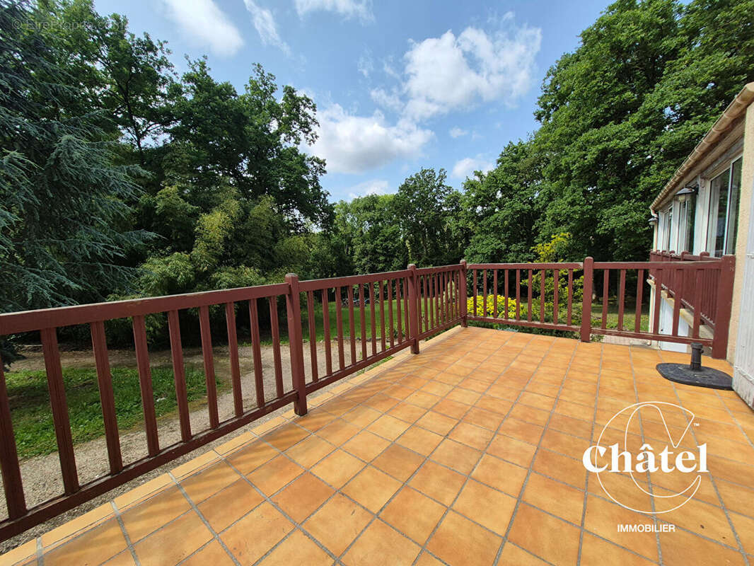 Maison à AUVERS-SUR-OISE