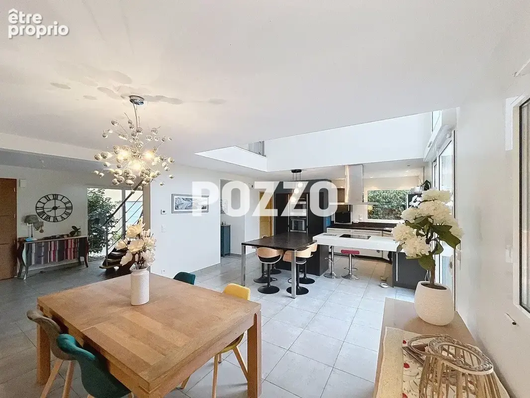 Maison contemporaine 198 m² -5 chambres -Vue Golf -Terrain 1400 m²-Saint-Lô - photo 6