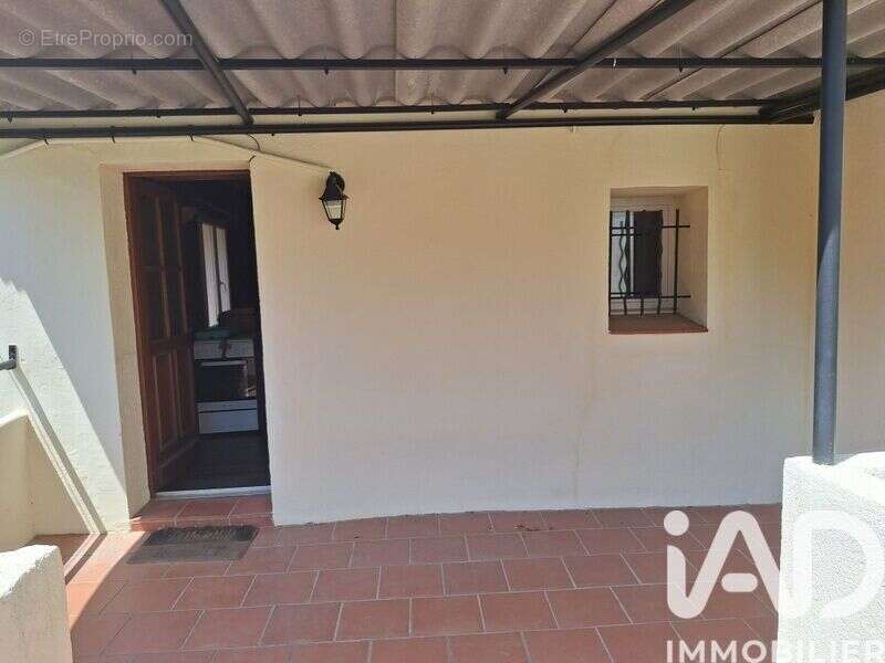 Photo 3 - Maison à REYNES