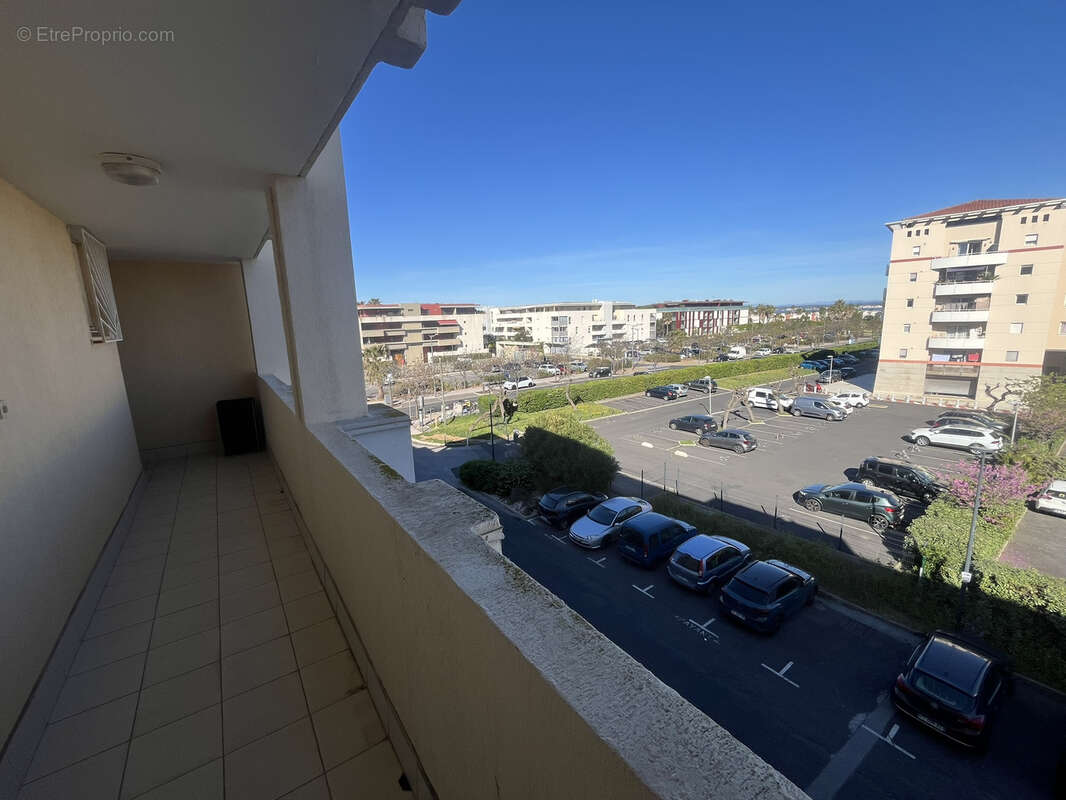 Sète   Les Plages Dorées  T2 vue port  30m2 - photo 5