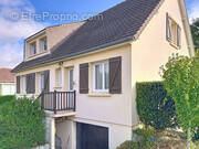 Maison à DEMOUVILLE