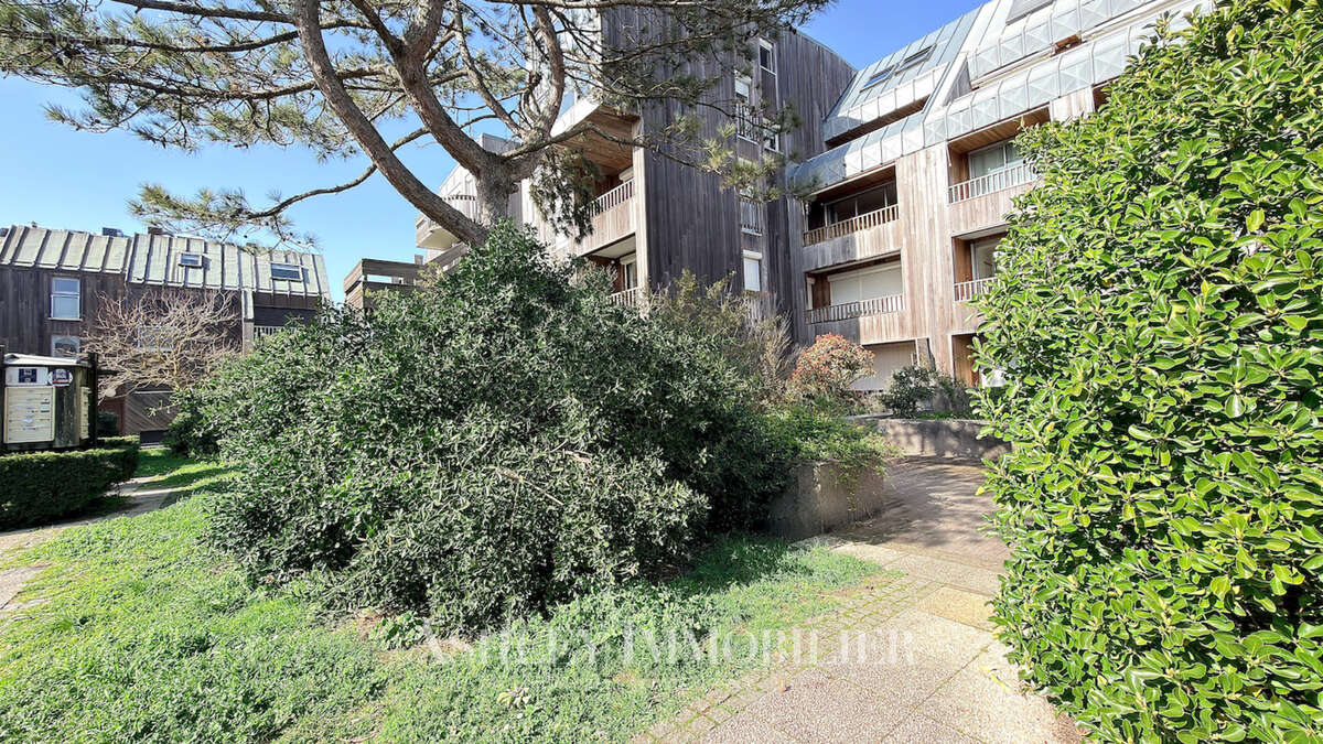 À vendre duplex dernier étage vue mer et terrasses - photo 17