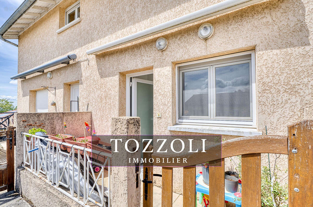 Appartement à SAINT-GEORGES-D'ESPERANCHE