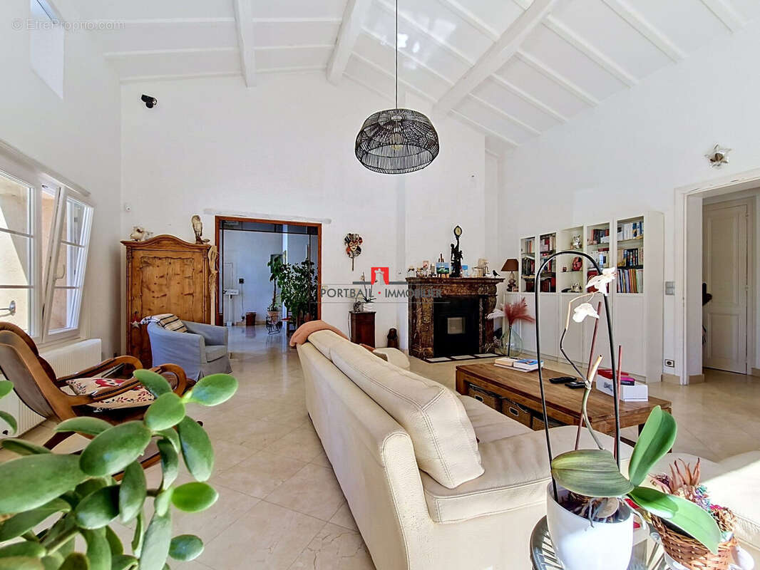 Maison à SAINT-ANDRE-DE-CUBZAC