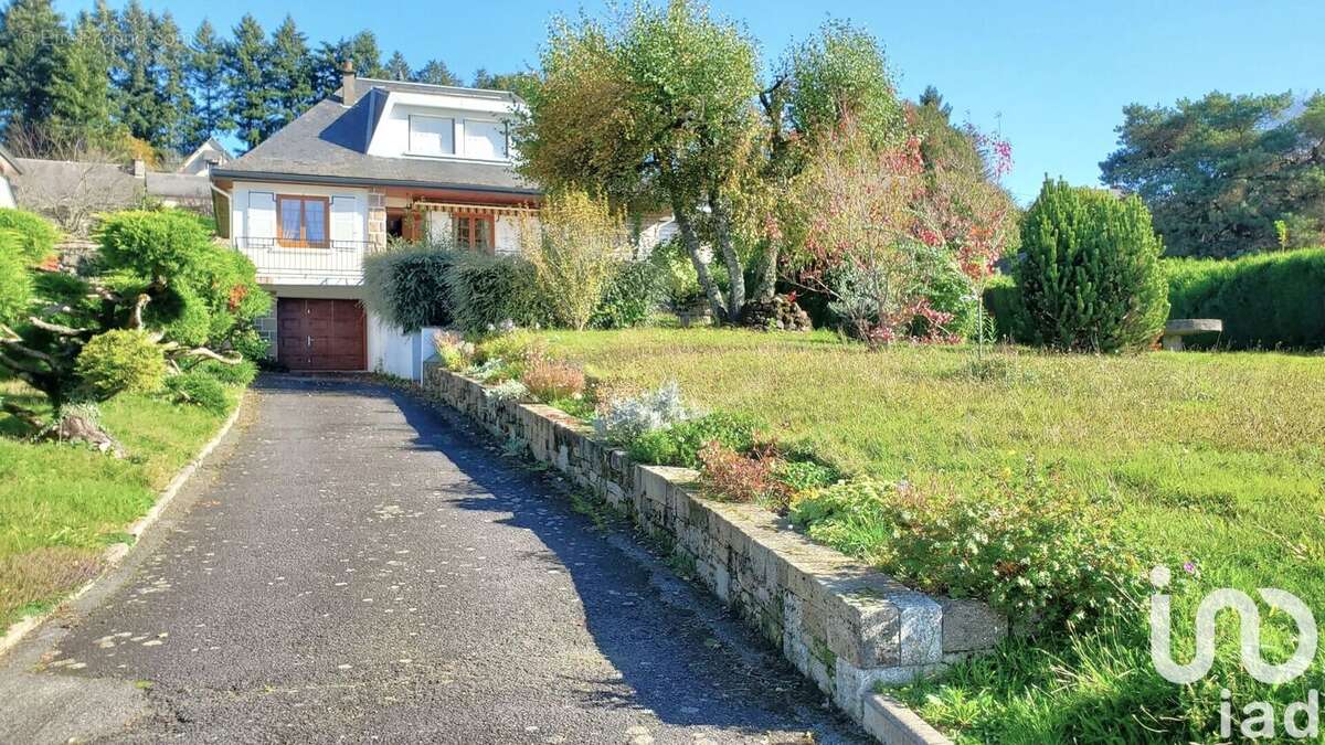 Maison 150 m² à Ussel  - photo 3
