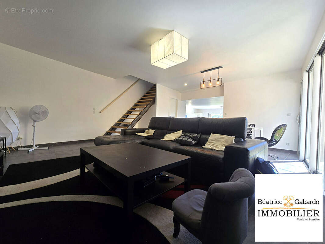Maison Letra 6 pièce(s) 138 m2 - photo 8