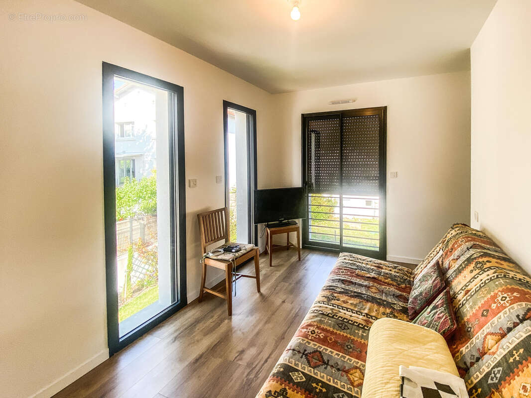 Superbe villa contemporaine - proche plage de pontaillac - - photo 16