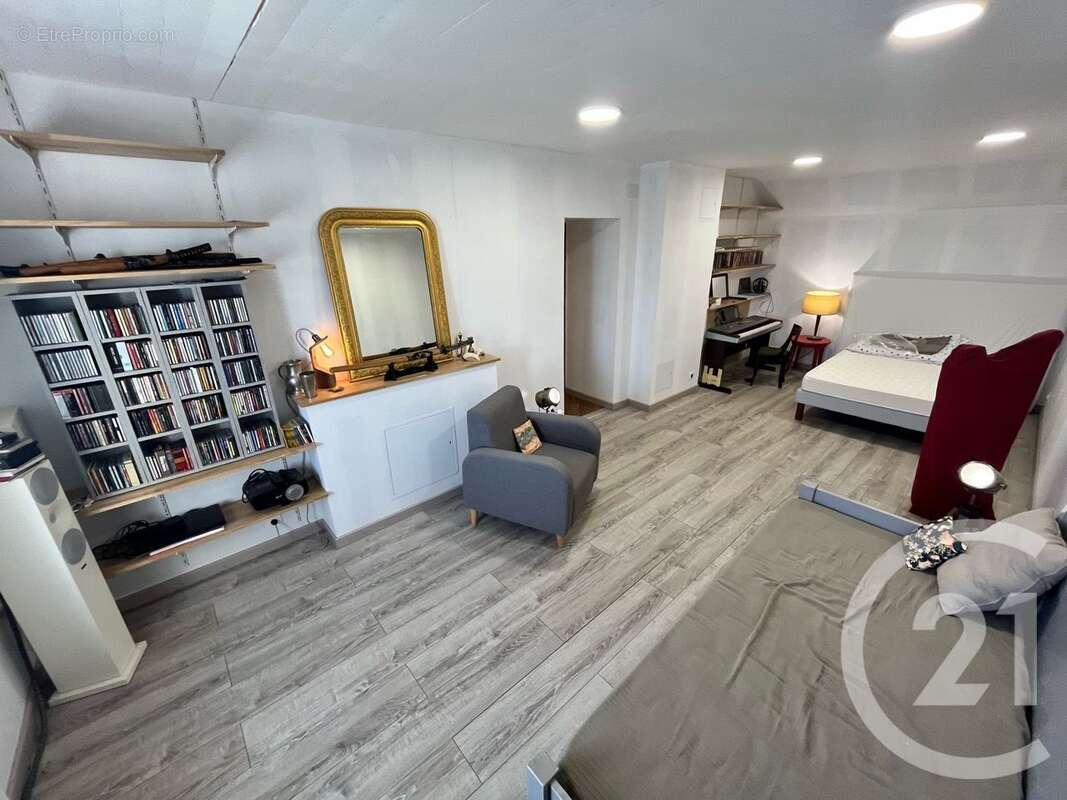Maison 196 m² à Saint-Malo-En-Donziois  - photo 17