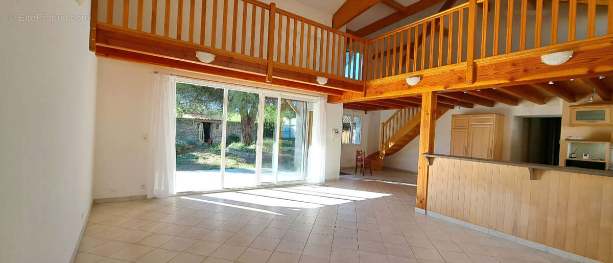 Maison à NIEULLE-SUR-SEUDRE