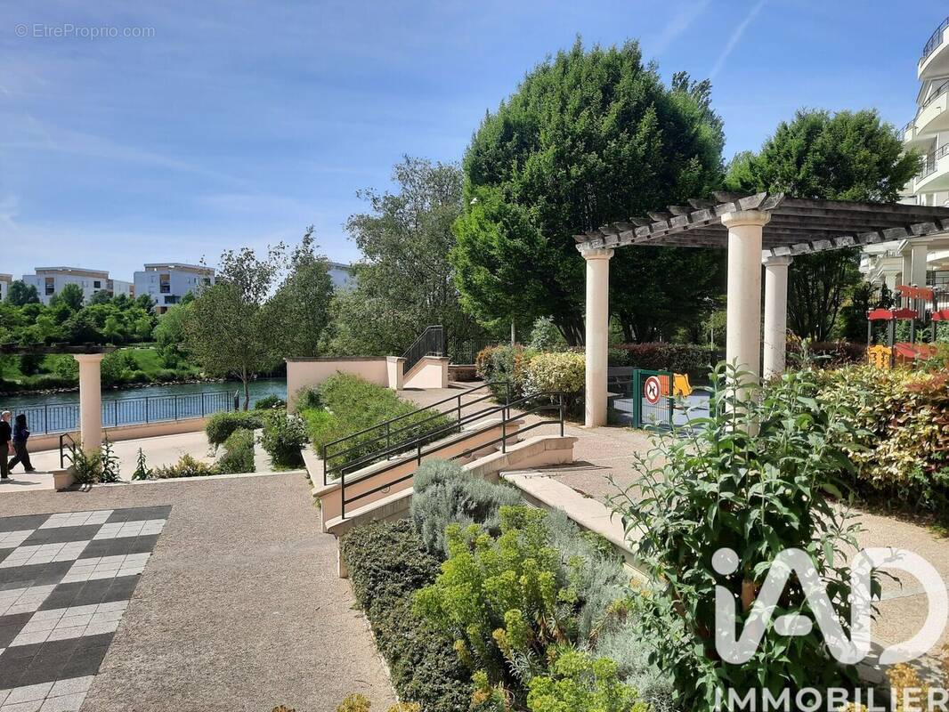 Photo 1 - Appartement à NEUILLY-PLAISANCE