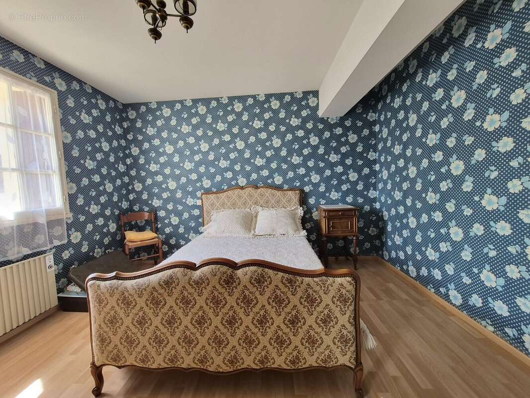 Maison à CORON