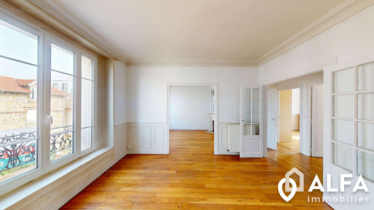 Appartement à ENGHIEN-LES-BAINS
