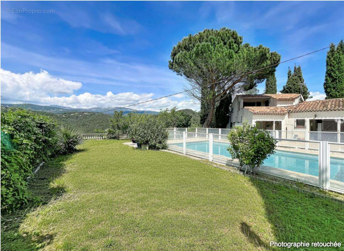 Maison à AURIBEAU-SUR-SIAGNE