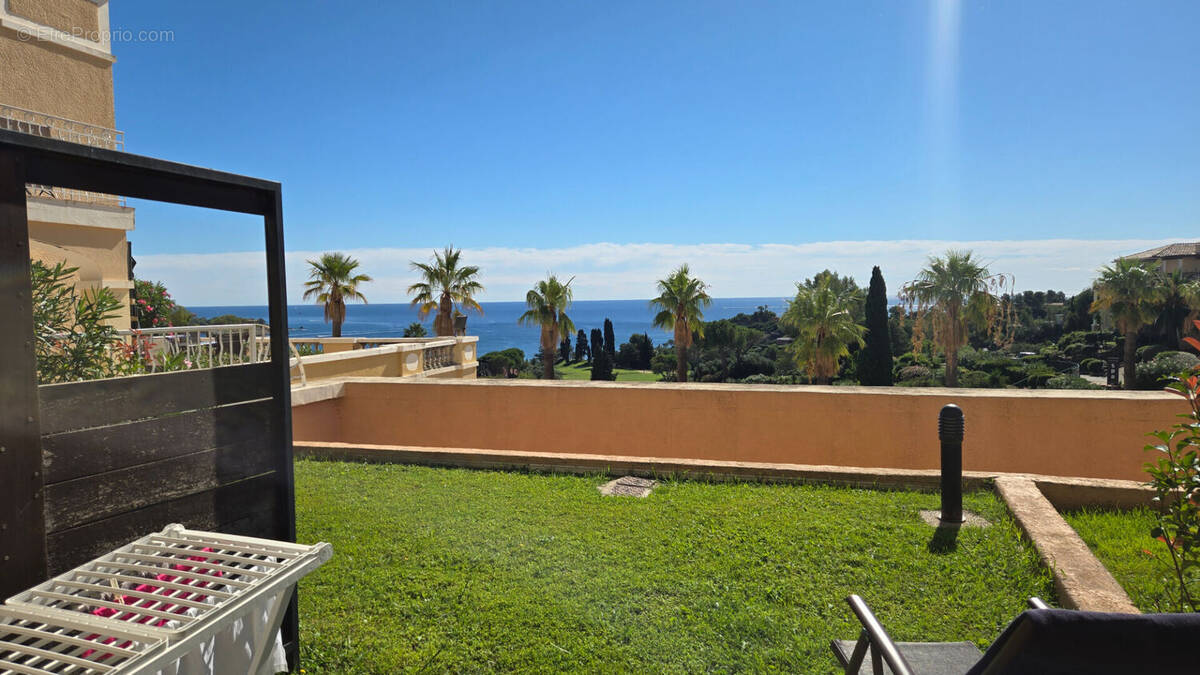 Appartement à SAINT-RAPHAEL