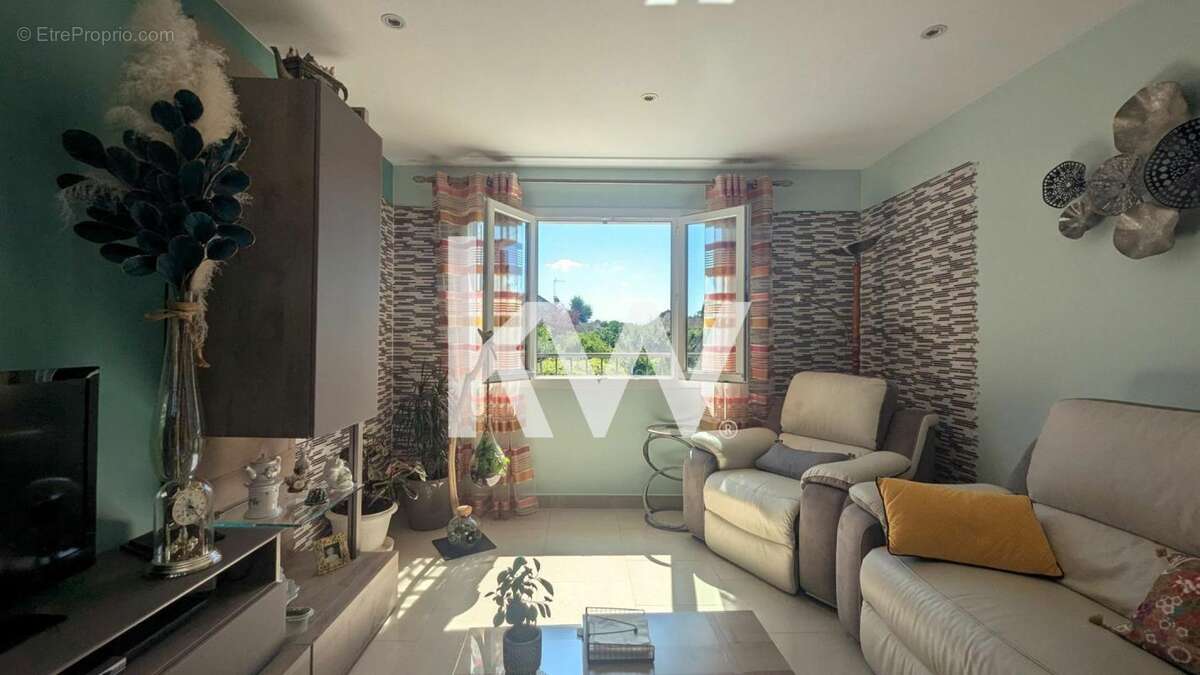 Maison à SAINT-GRATIEN