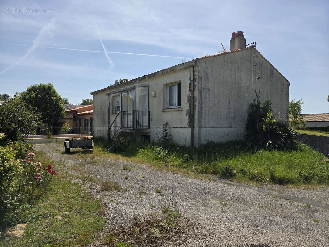 Maison à SAINTE-FLAIVE-DES-LOUPS