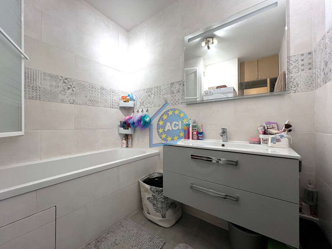 Appartement à MANTES-LA-VILLE