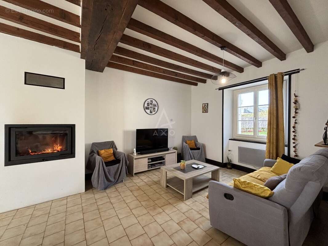 Maison à CHEMIRE-SUR-SARTHE