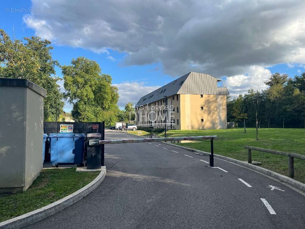 Appartement à FONTENAY-TRESIGNY