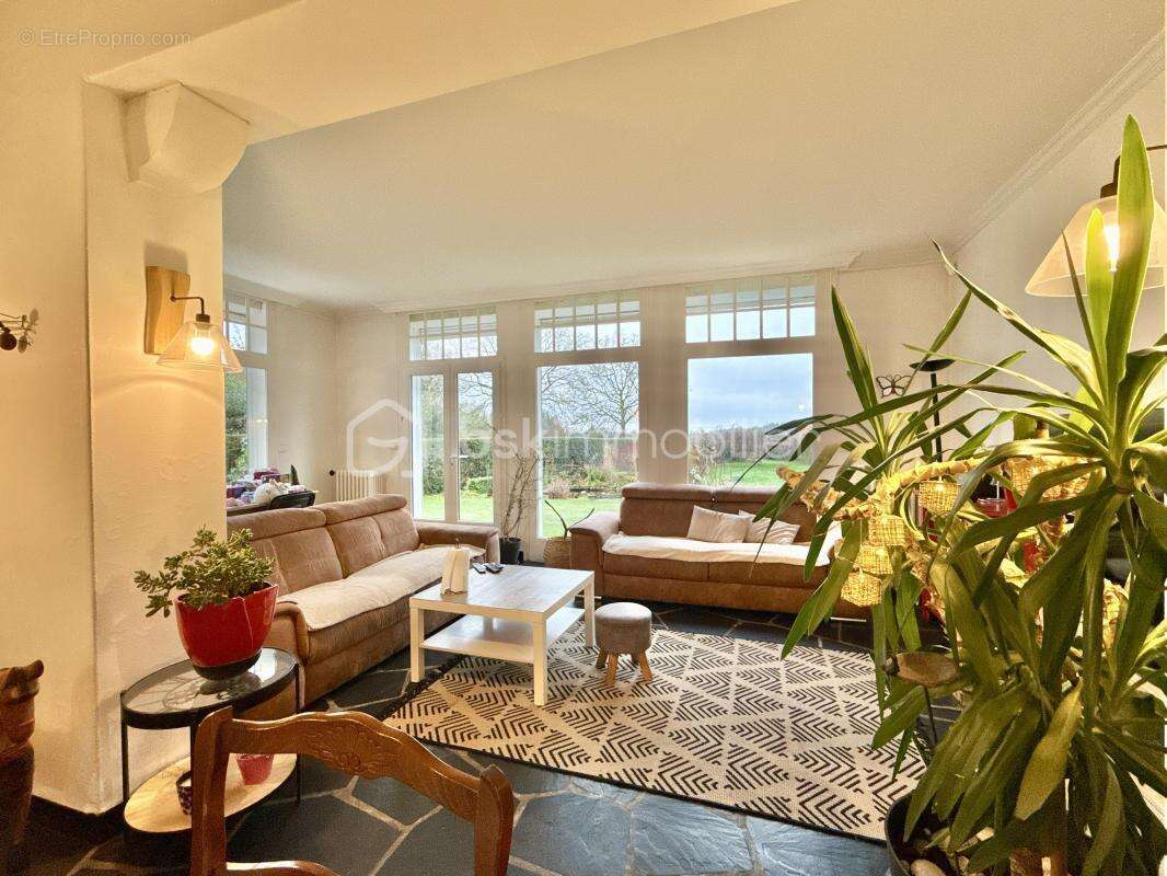 Maison à VILLERS-BOCAGE