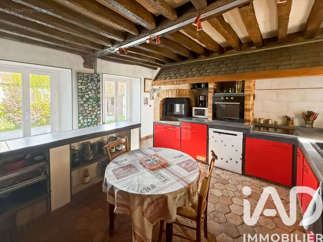 Photo 8 - Maison à VILLEBLEVIN