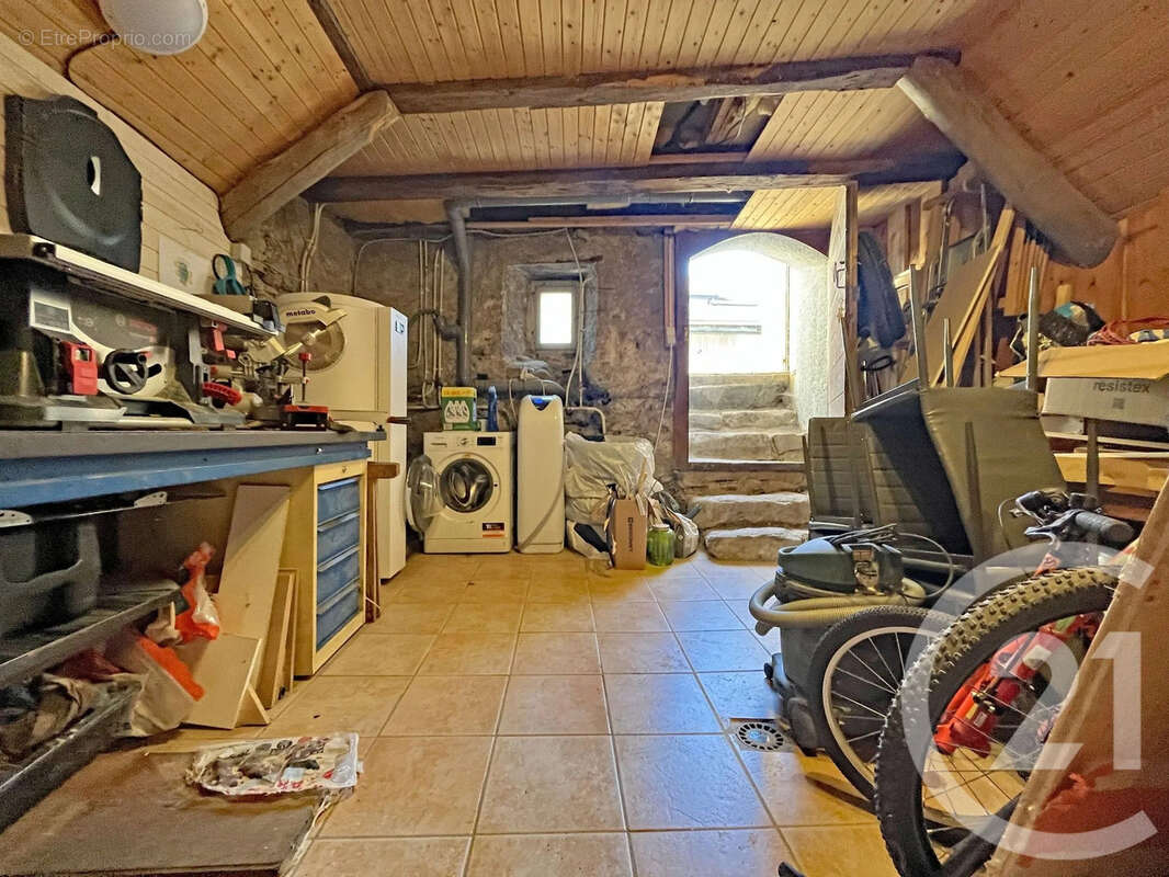Appartement à LYAUD