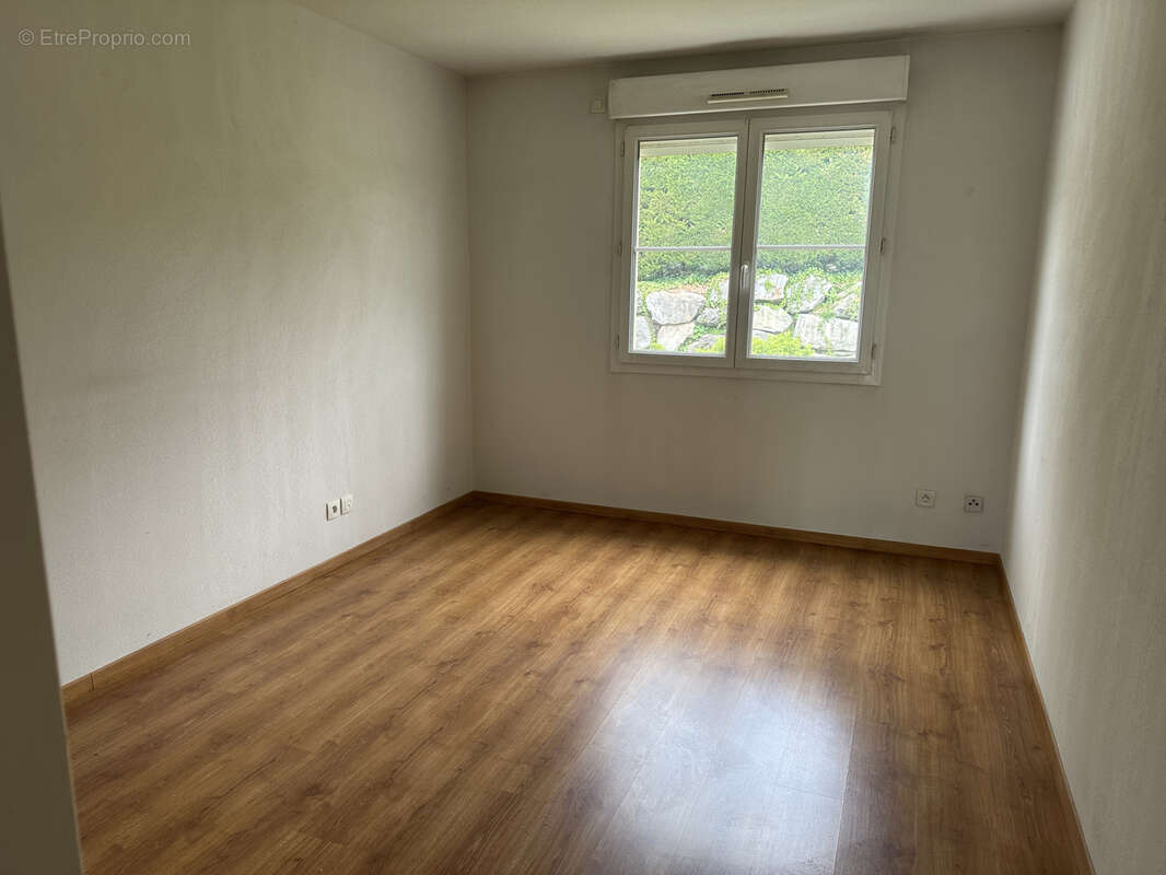 Appartement à LA FOUILLOUSE
