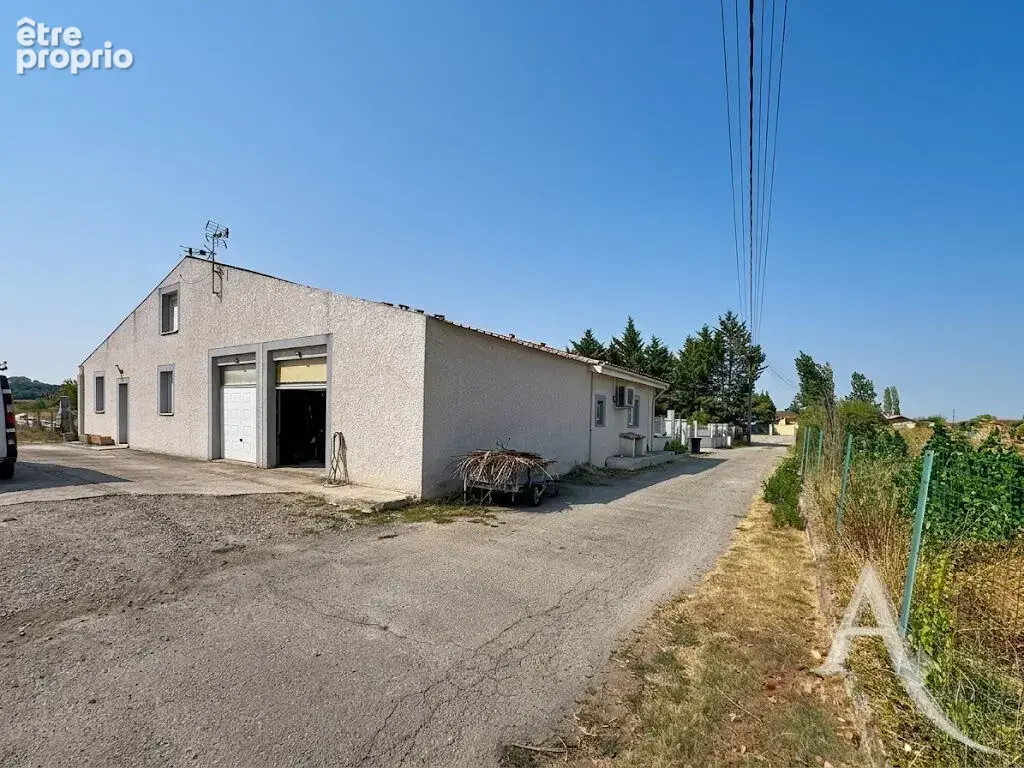 Bâtiment professionnel avec hangar ? le lherm - photo 12