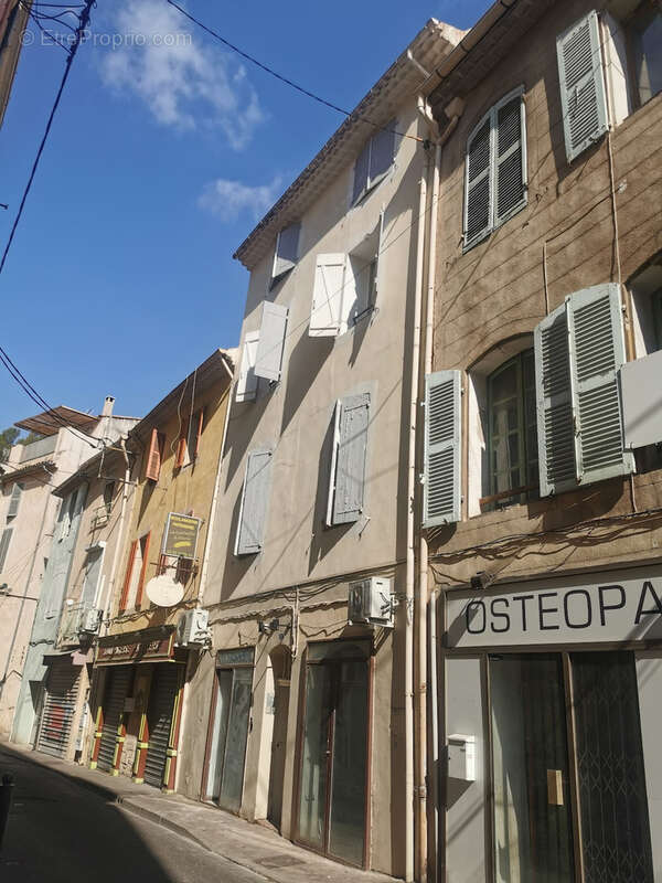 Appartement à AURIOL