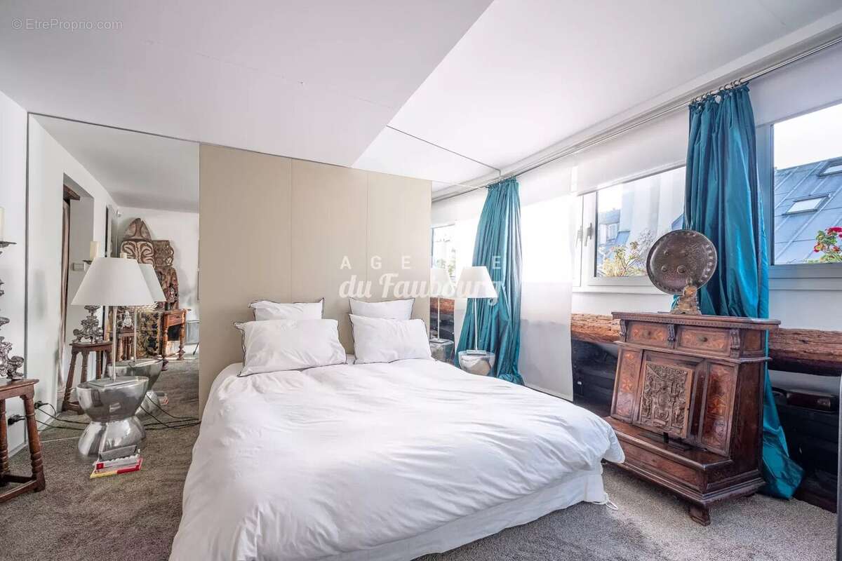 Appartement à PARIS-3E