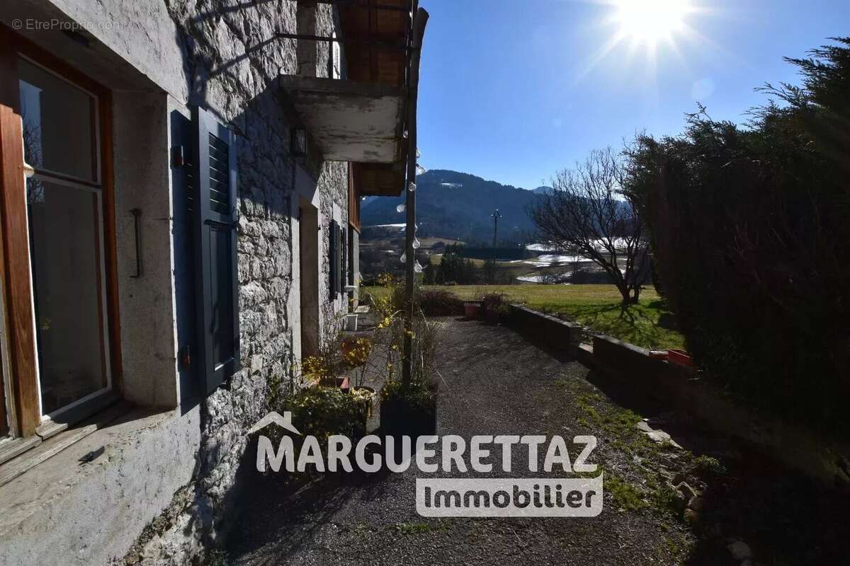 Maison à MEGEVETTE