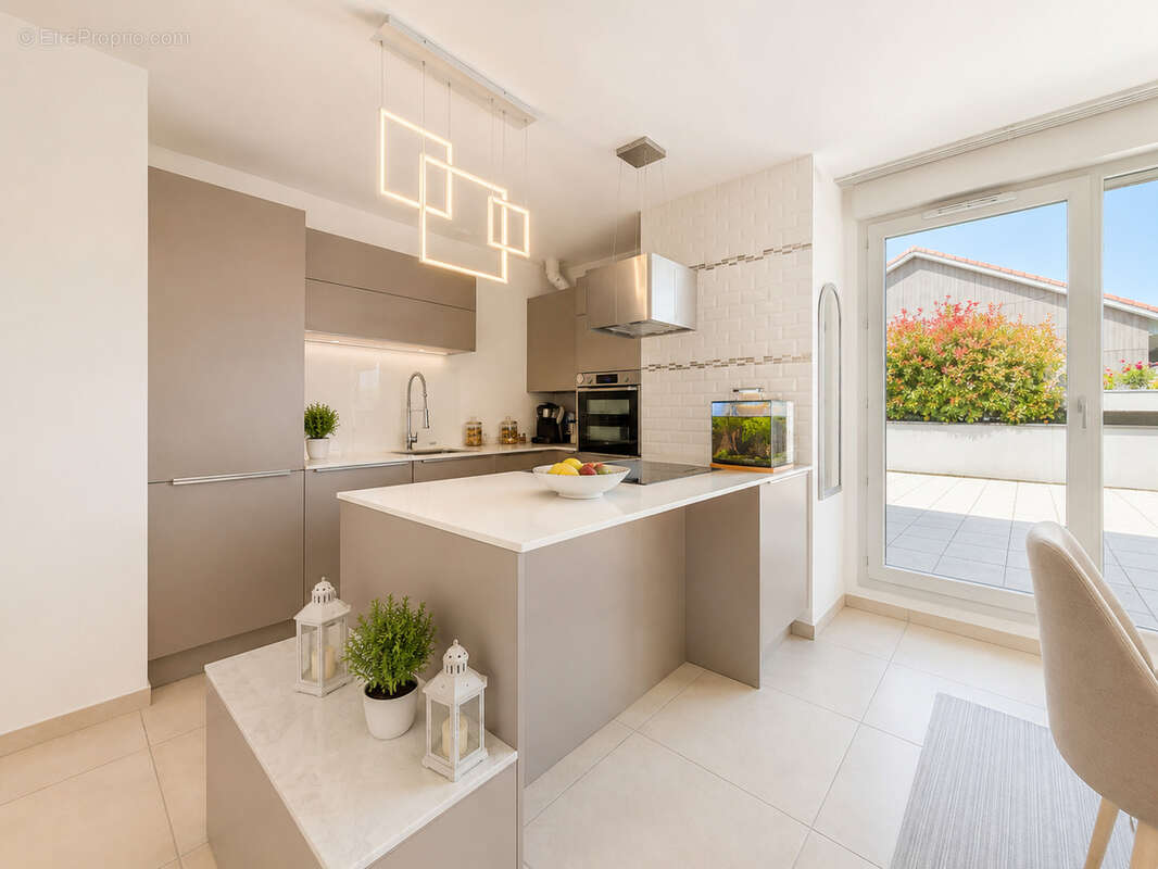 Appartement à VETRAZ-MONTHOUX