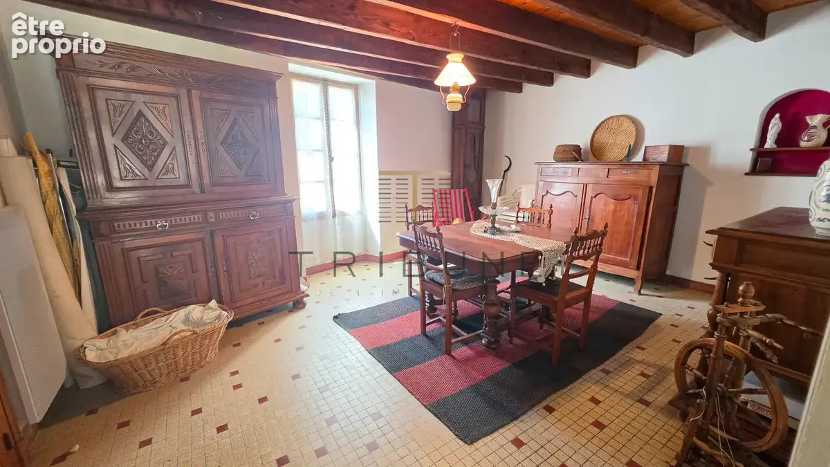 Maison de village en pierres de 230m2 avec jardin et garage - photo 5