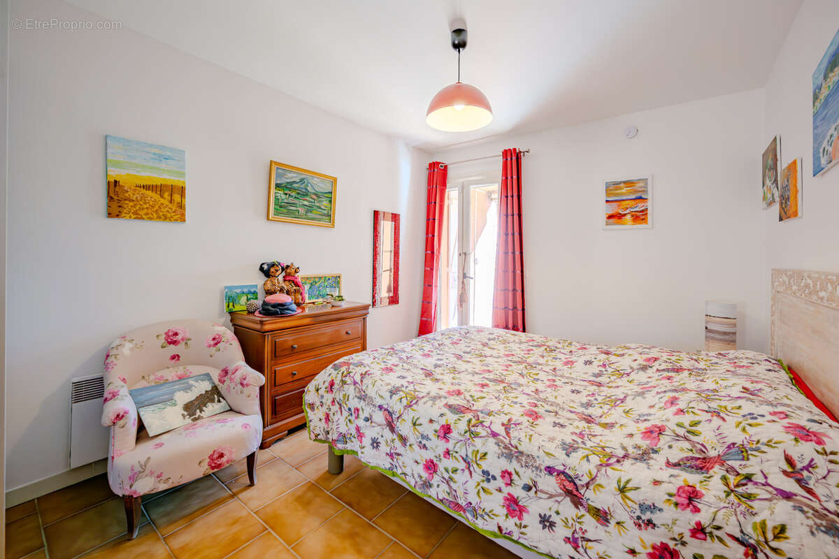 Maison à LA LONDE-LES-MAURES