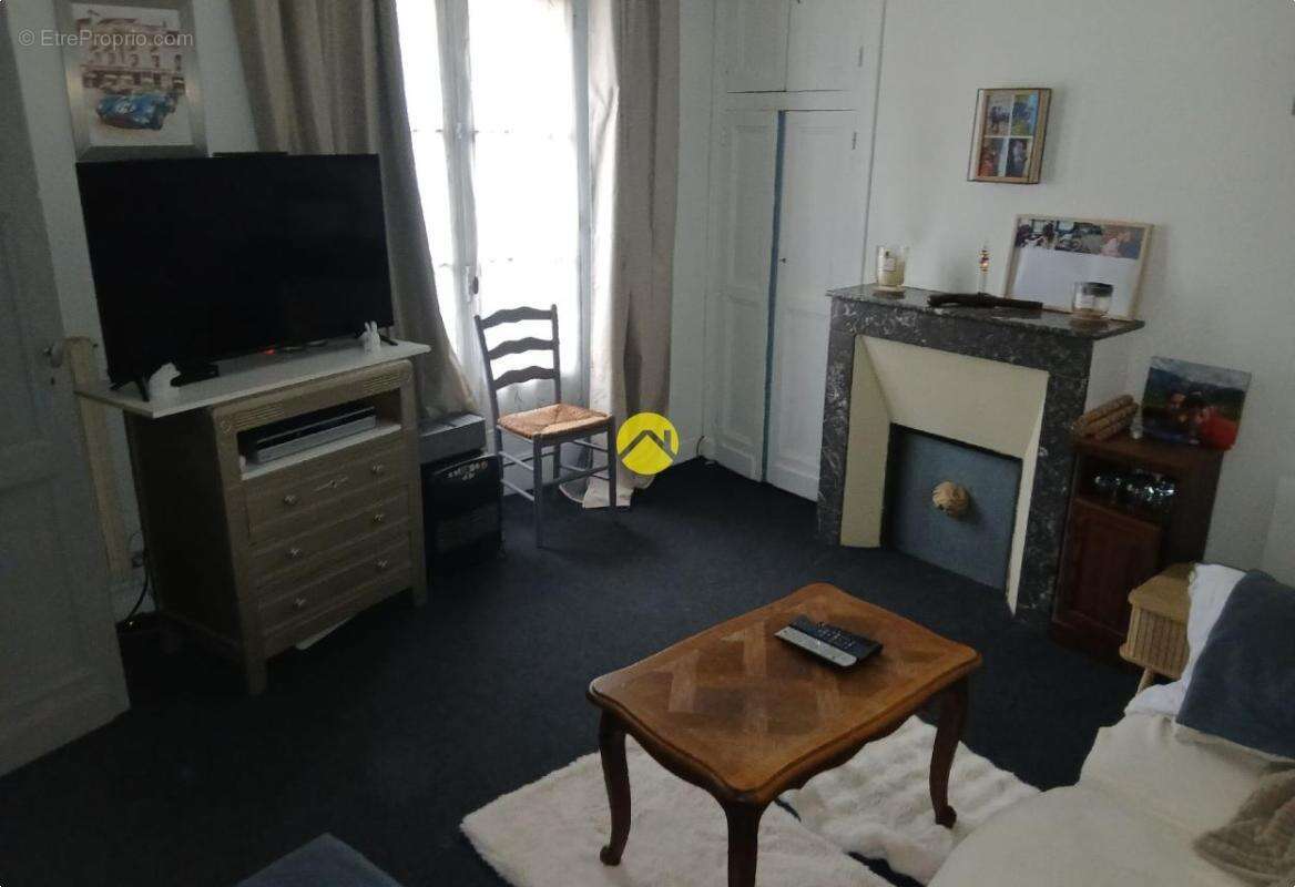 Maison à SAINTE-ALVERE