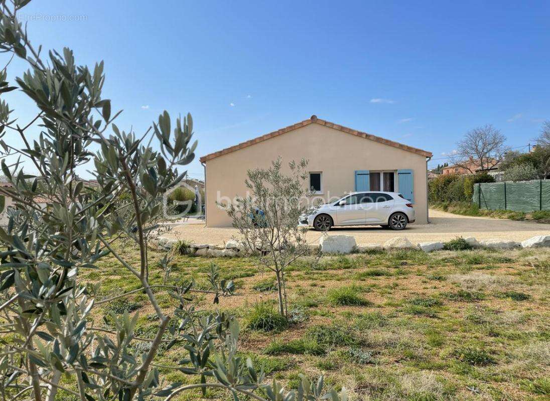 Maison à SAINT-SATURNIN-LES-APT