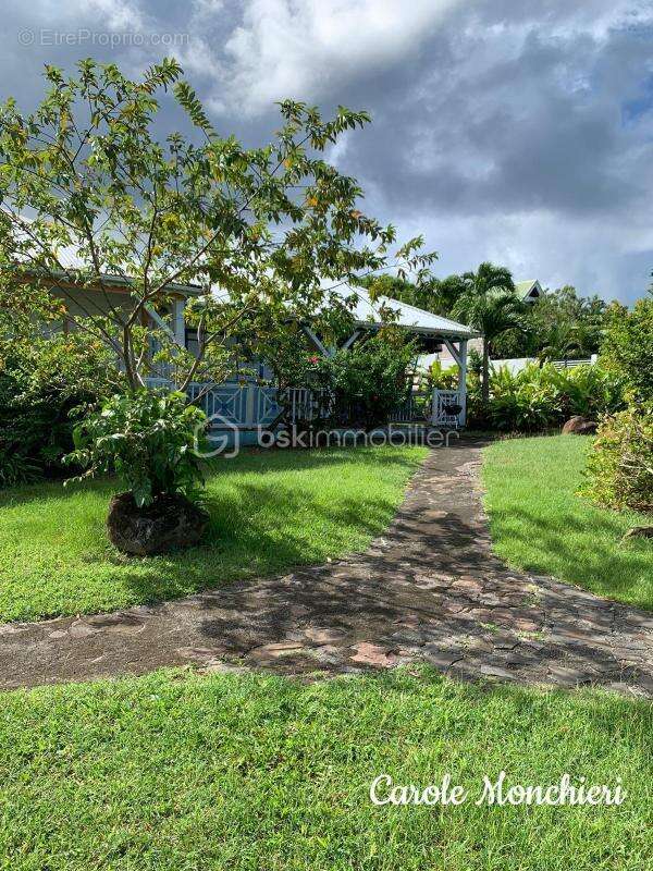 Maison à SAINTE-ROSE