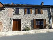 Maison à HAUTEFORT