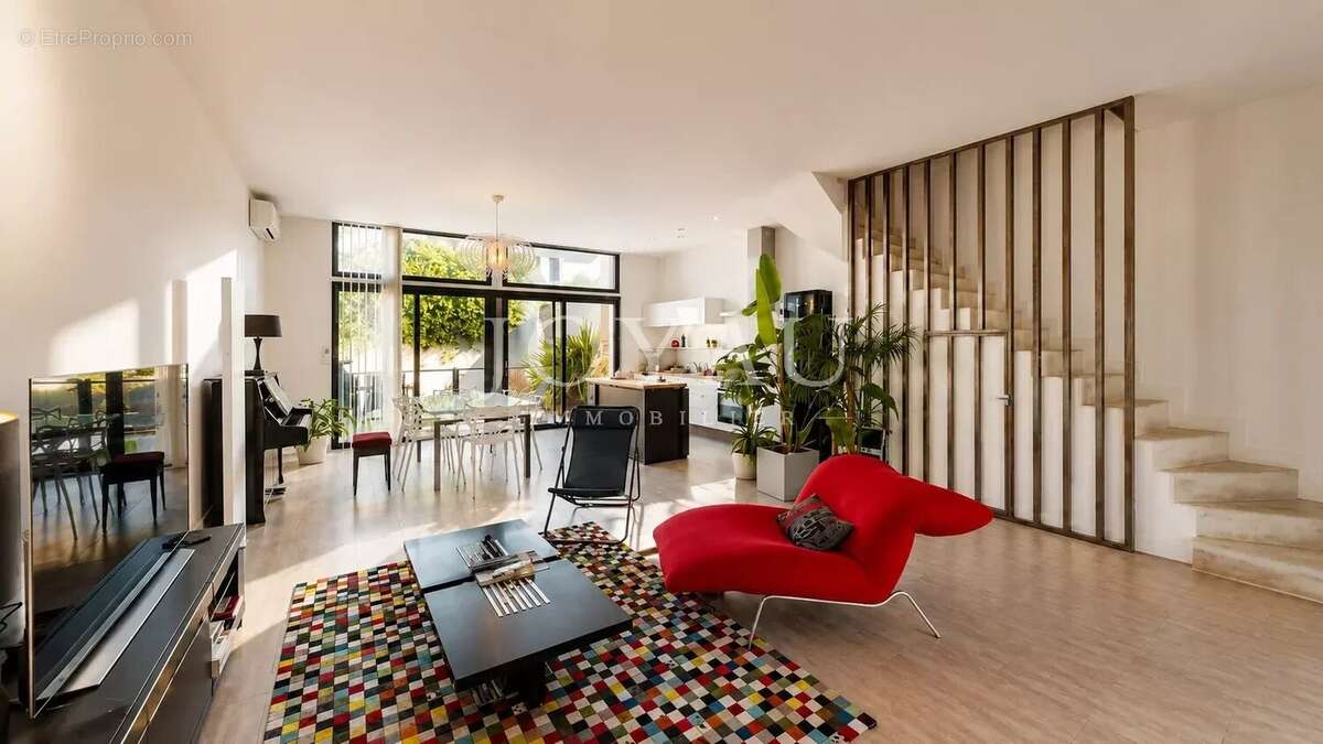 Maison familiale avec piscine à deux pas du futur métro Côte Pavée - photo 3