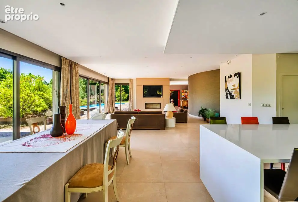 Meylan maison d'architecte contemporaine de plus de 300 m²  - Vue Belledonne & Piscine - photo 8