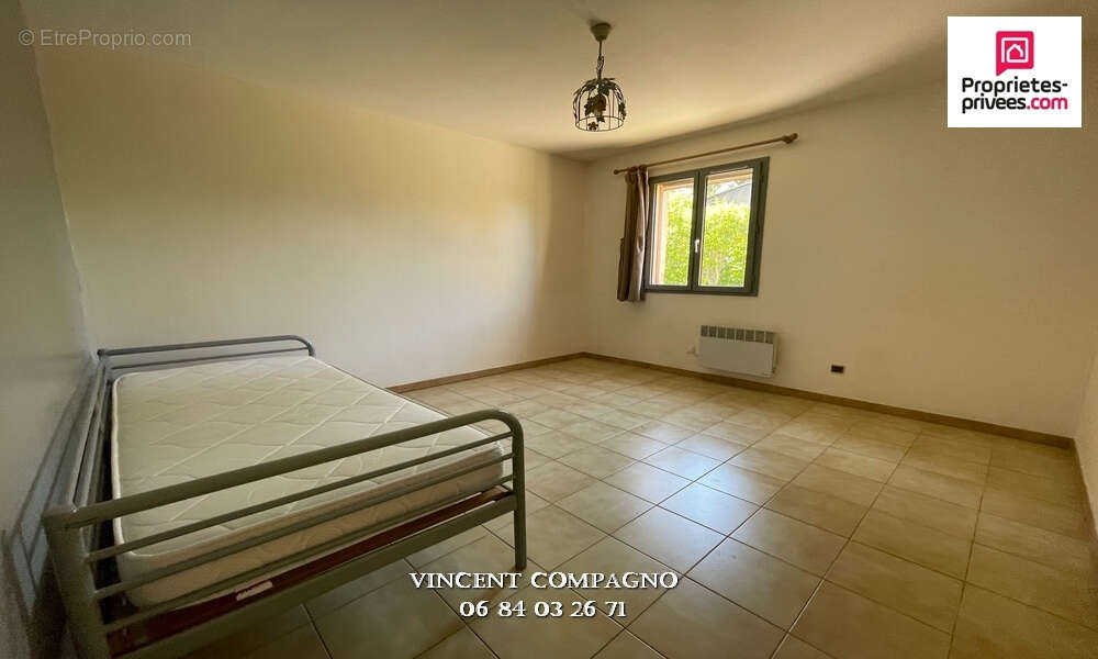 Maison à ESPARRON-DE-VERDON