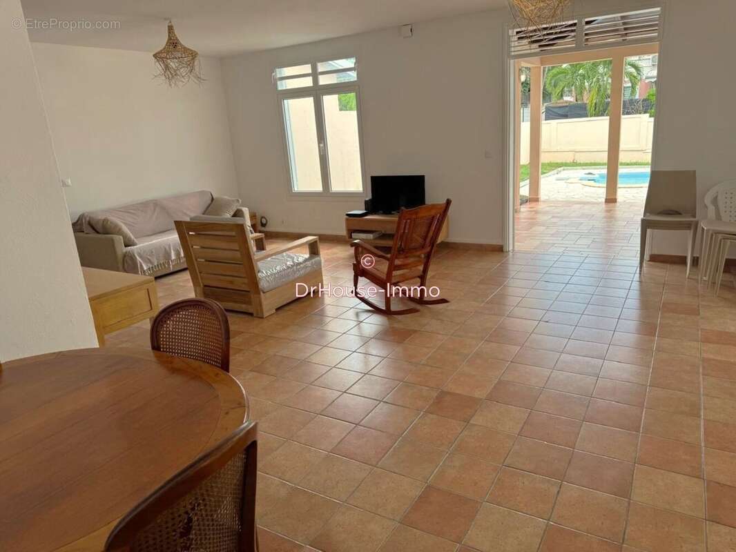 Maison à SAINT-FRANCOIS