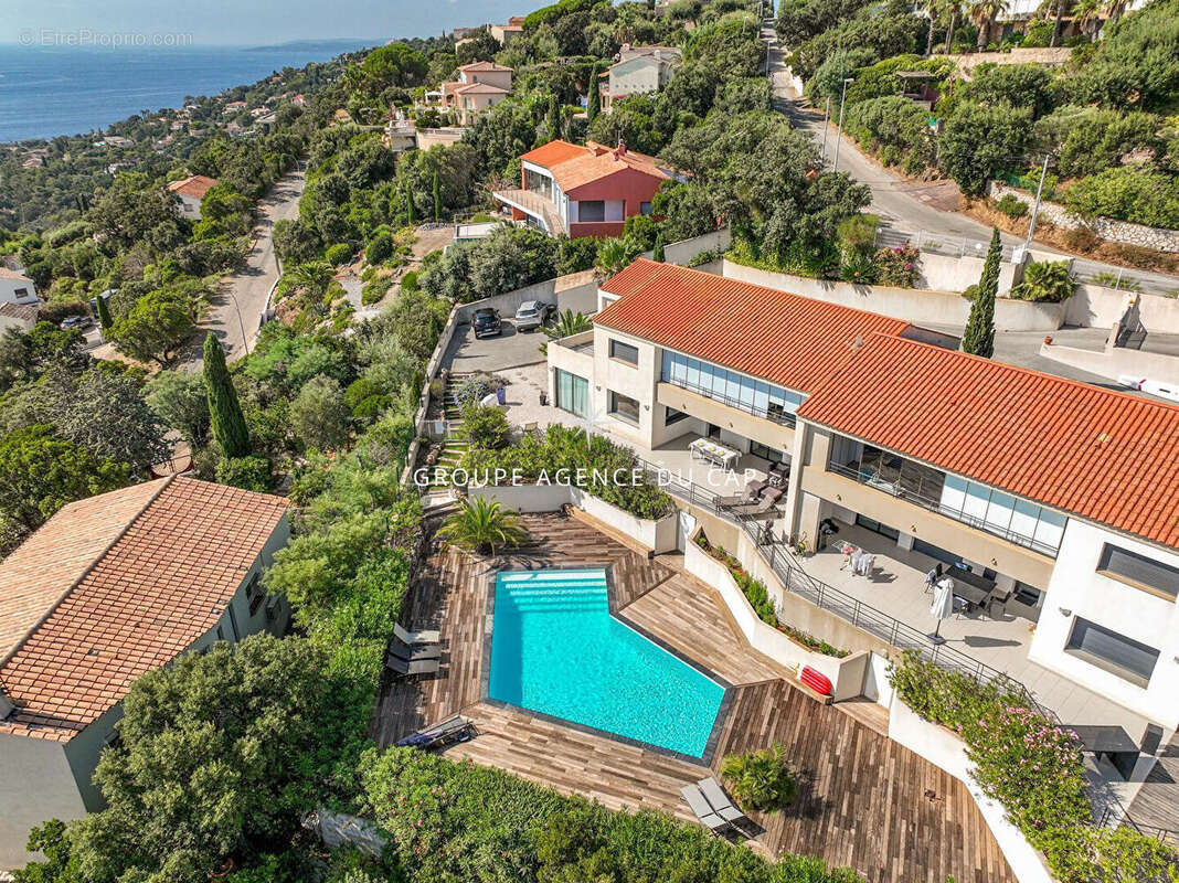 Appartement à LES ISSAMBRES