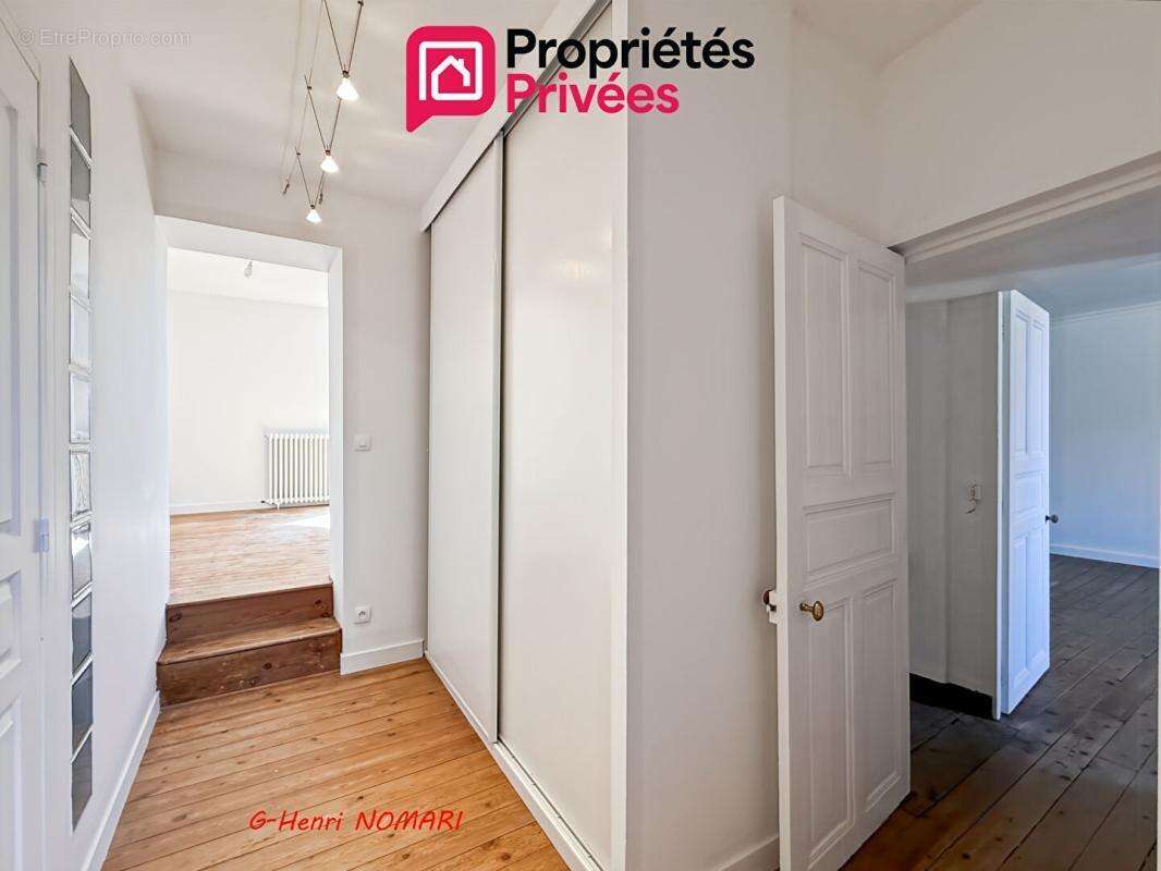 Maison Villepot 7 pièce(s) 165 m2, 4 Chambres, terrain de 745m² - photo 8