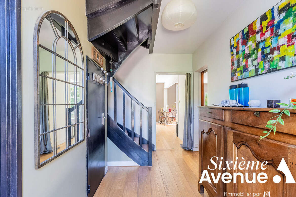 Maison à SAVIGNY-SUR-ORGE