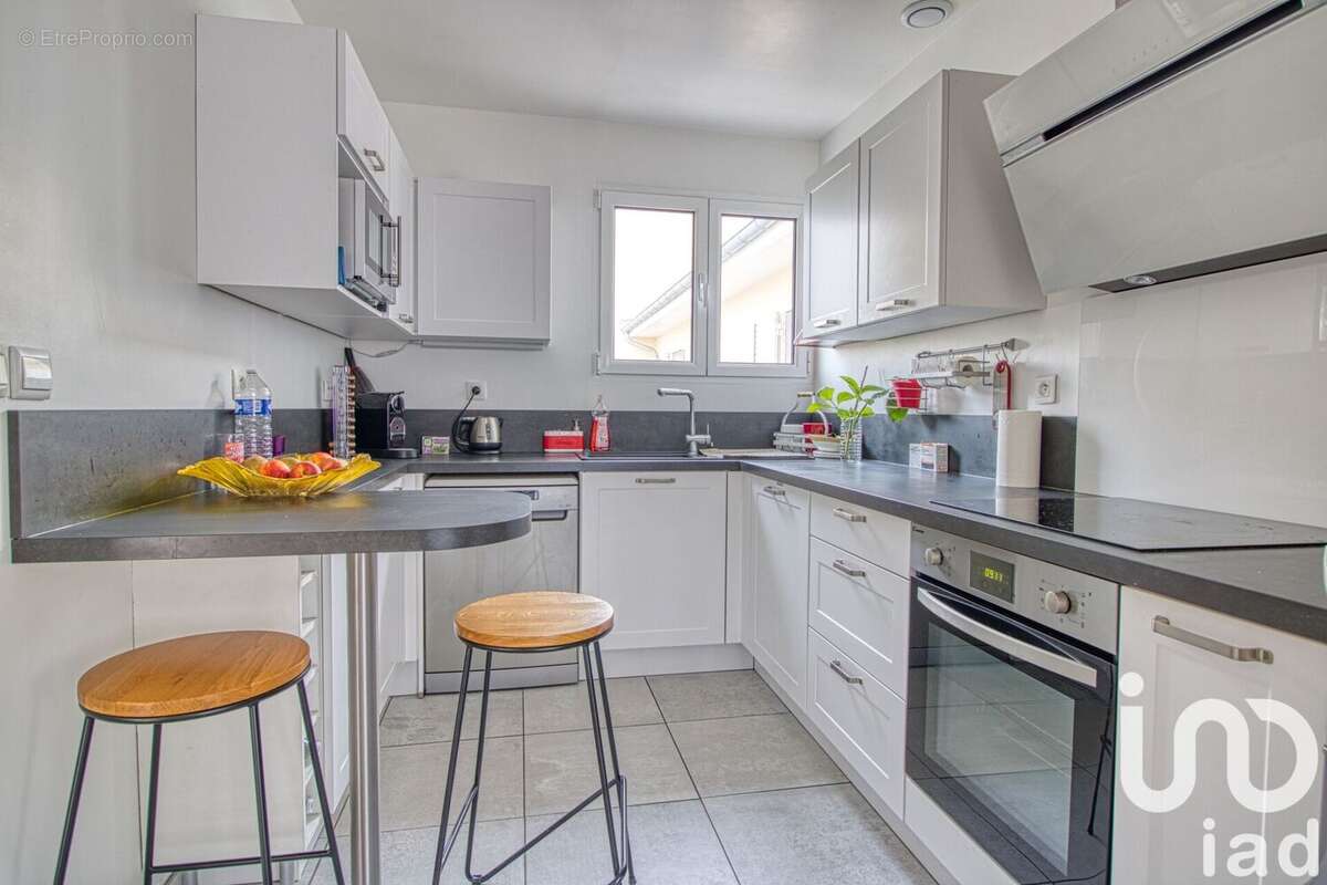 Photo 3 - Maison à LES MUREAUX