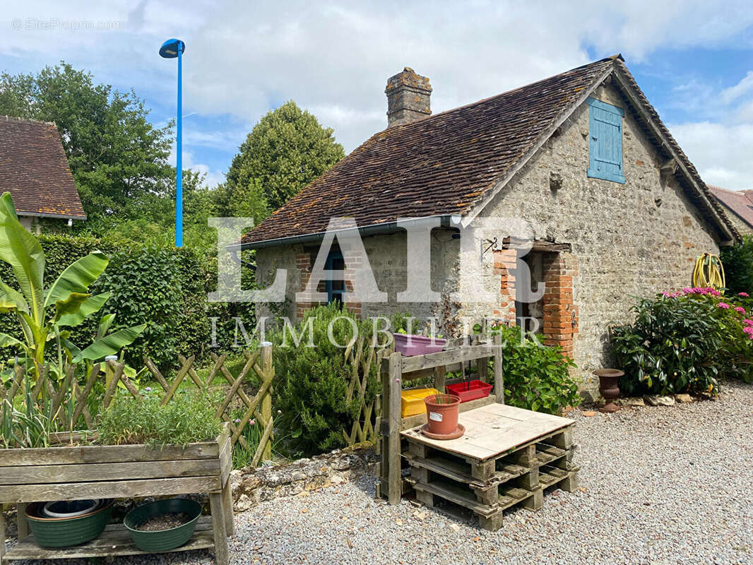 Maison à LE PIN-AU-HARAS