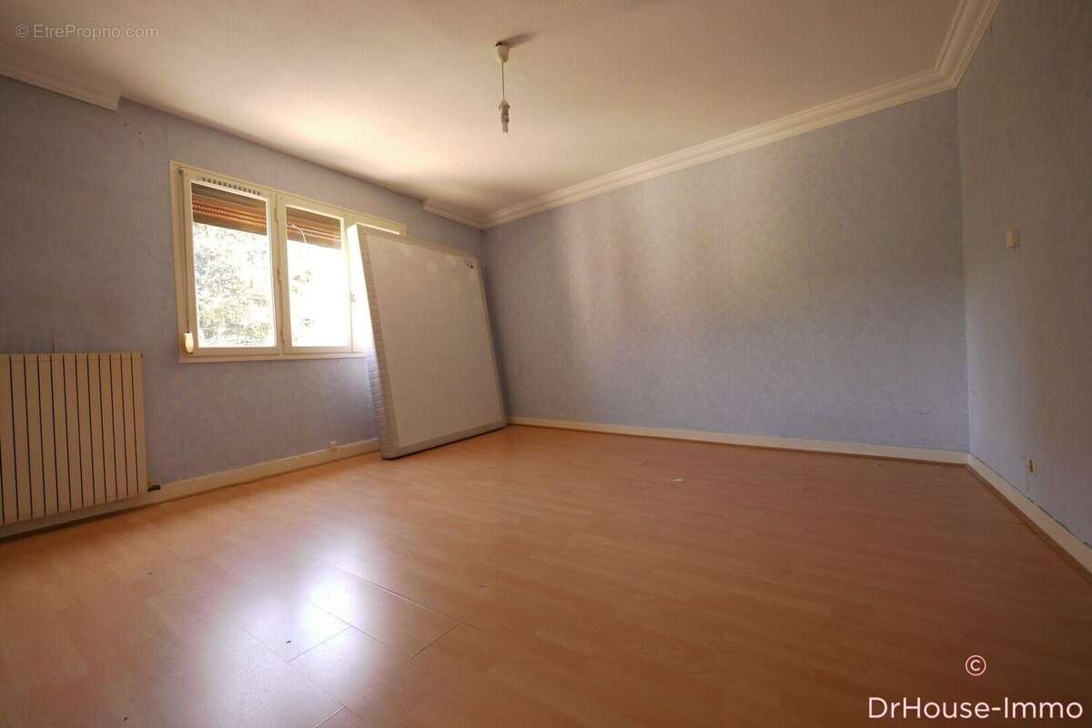 Appartement 370 m² à Aix-En-Othe  - photo 50
